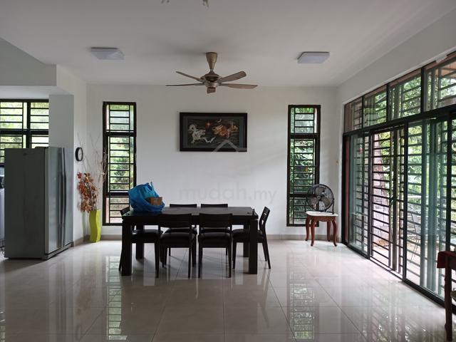 Gated Corner Semi Detached house at Indahpura Kulai 1