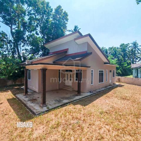 Banglo di Kg Chepa Binjai Kota Bharu 1