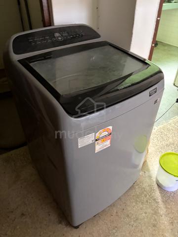 Carousel Image