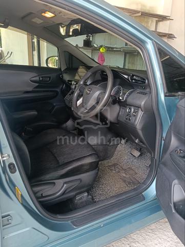 2013 Toyota WISH 1.8 X ZGE20G FACELIFT (A) - 5