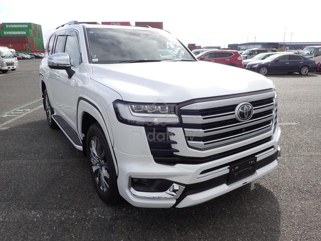 2024 Toyota LANDCRUISER 3.5 ZX Black Leather Unreg - 4