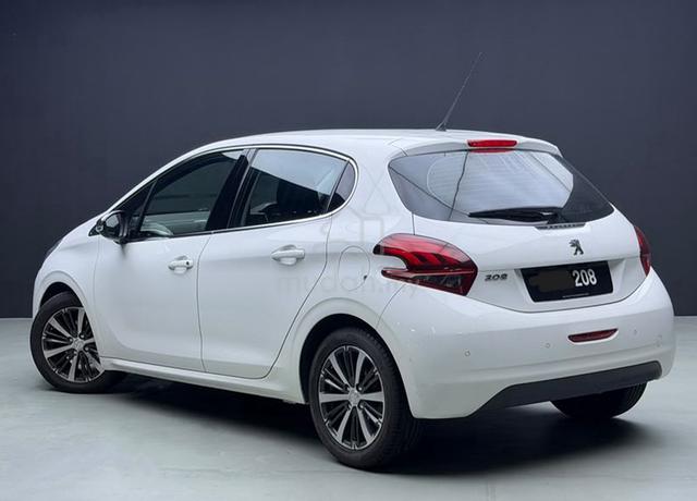 Ori-71K 2018 Peugeot 208 1.2 PURETECH FSR - 2