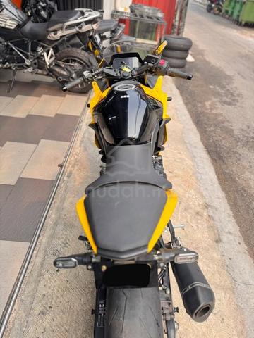SUZUKI GSX-8r - photo 10 of 10