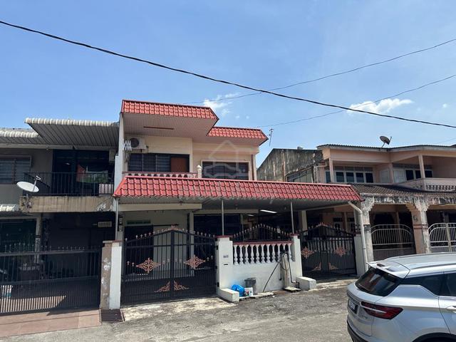 2 storey Semi D Fully Renovated Near Taman Guru 1