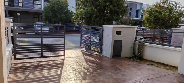 Fully furnished,good condition 1
