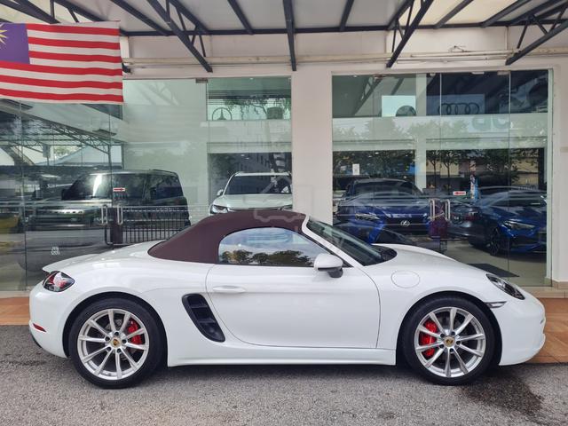 2021 Porsche BOXSTER S 2.5L (A) - 4