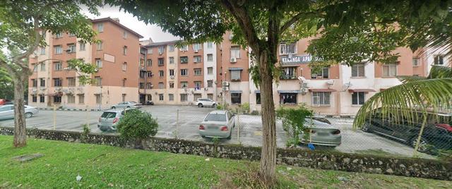 Kenanga Apartment (Bukit Kinrara) 1