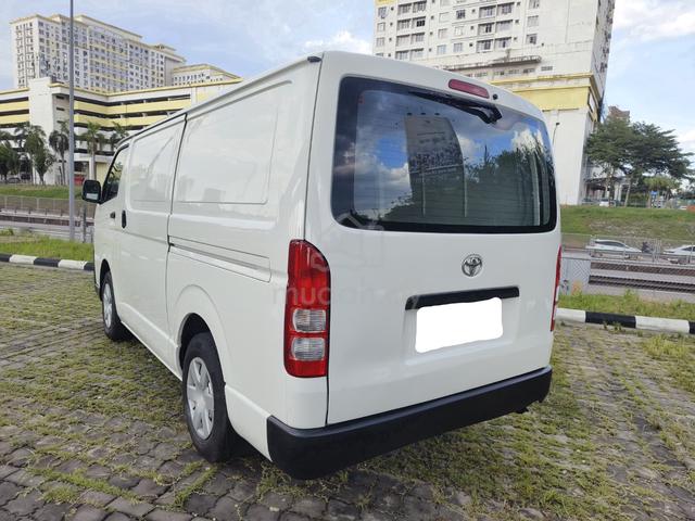 2016 Toyota Hiace 2.5 (M) Panel Van - 4