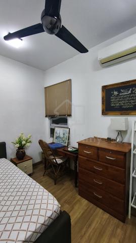 Room for rent 1