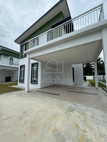 Below Value BJB Heights Bungalow at Jasin For Sale 1