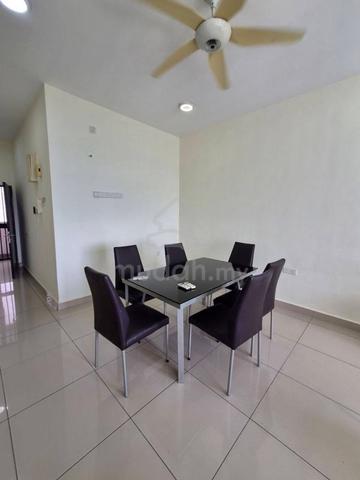 M Condominium @ Larkin 1