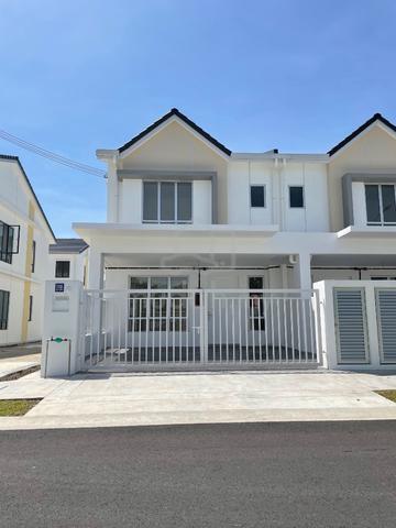 0%,freehold,double storey,near highway,sepang,klia,cyberjaya 1