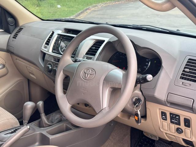 2012 Toyota FORTUNER 2.5 G TRD SPORTIVO VNT - 5