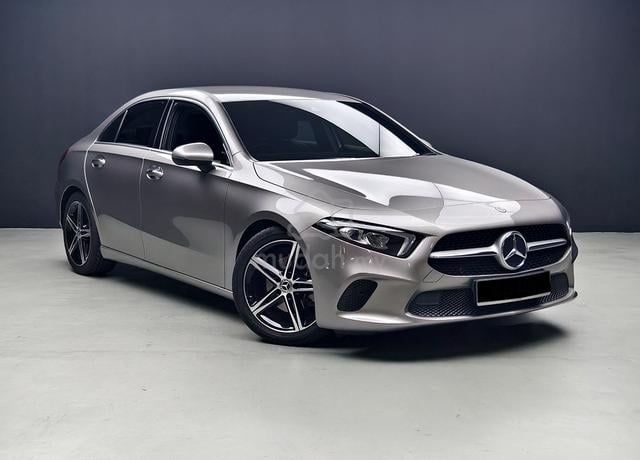2019 Mercedes Benz A200 1.3 PROGRESSIVE Line AMG - 1