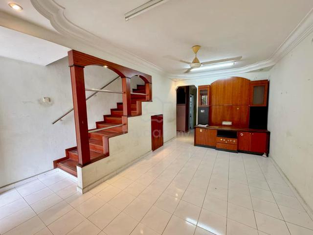 Jalan Keembong 2Stry Renovated Taman Johor Jaya 1