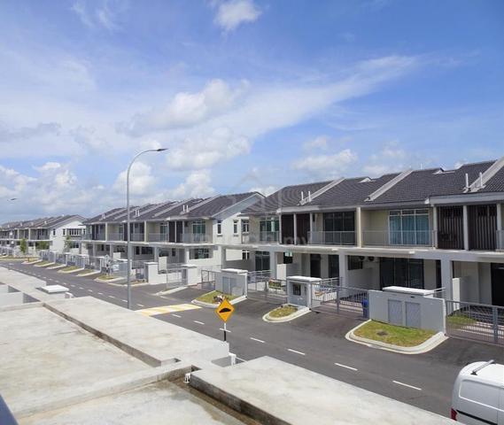 Taman Harmonia 3 | Bandar Penawar, Johor | Double-Storey Terrace House 1
