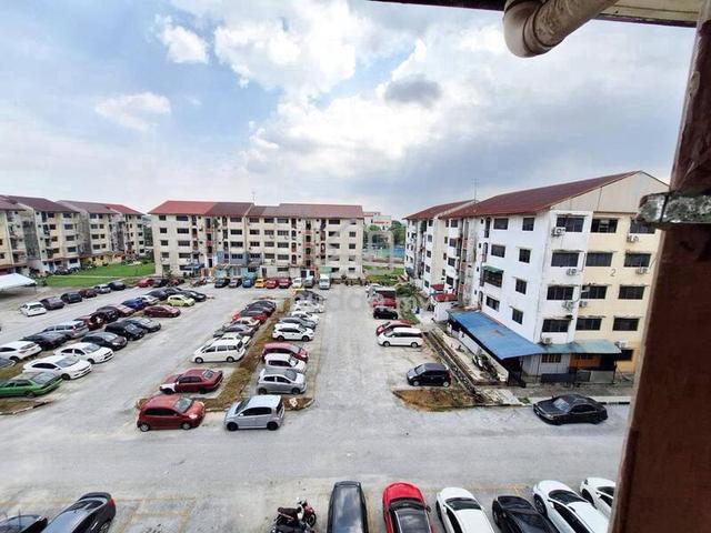 Flat PKNS Seksyen 17 Shah Alam 1