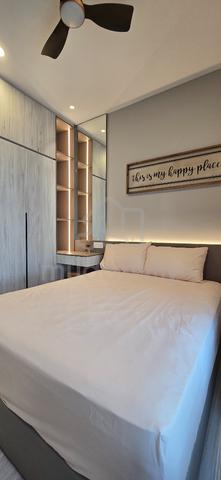 5 Star Premium Queen Room. Single Gender. 10min to TRX  4