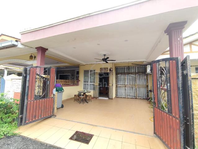 FREEHOLD Rumah Cantik Taman Desa Seri Cempaka Nilai 2