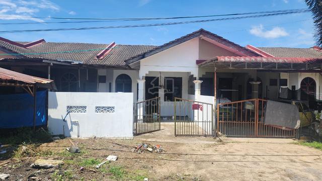 rumah sewa labok machang 1