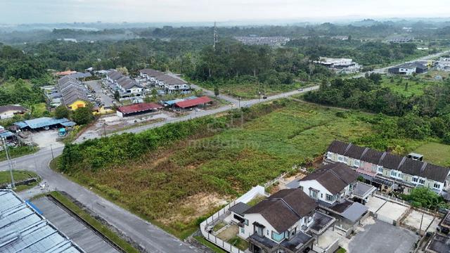 1st Lot Moyan Land For Sale 1