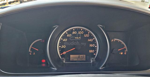 2011 Toyota HIACE 2.7 WINDOW VAN LOW MILEAGE - 5