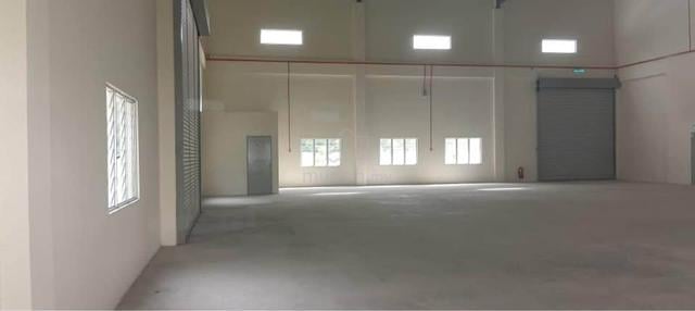 Rawang BU 15k Bungalow Corner Factory with Massive Empty Land For Rent 1