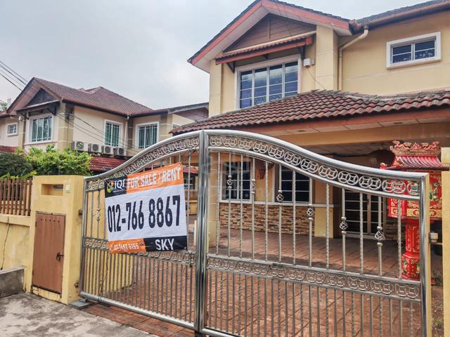 SEMI-D House, 2 storey, Taman Bukit Serdang BS 10, Seri kembangan 1