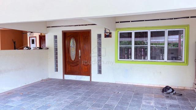 Value Buy 2-Storey Terrace House with 5 Bedroom in Usj 22, Subang Jaya 1