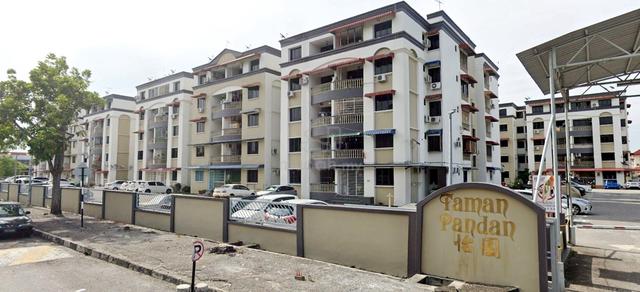 Middle Room For Rent @ Taman Pandan Apartment 1