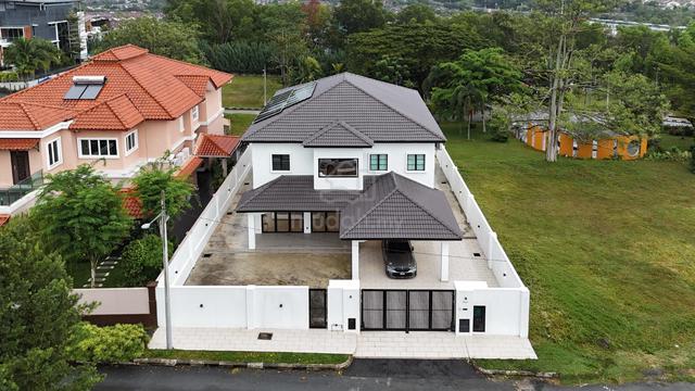 Double Storey BUNGALOW Bukit Suria Garden Village, Sg Long Kajang 1