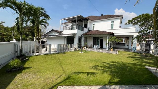 Taman Merbau Indah Corner Semi-D | 7 Rooms | Huge Land 1
