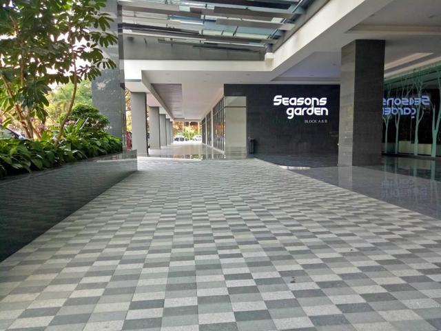 middle room seasons garden residence 1