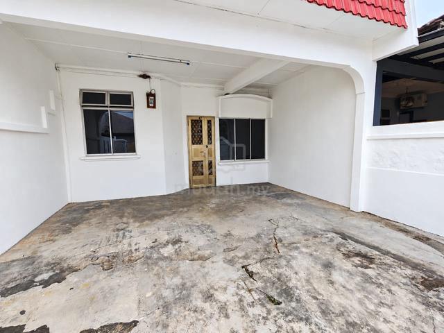 Taman Universiti Jalan Kebudayaan Single Storey Terrace House ForSale 1