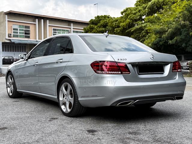 2016 Mercedes Benz E200 AVANTGARDE (CKD) 2.0 - 4
