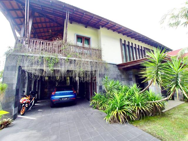 FULLY FURNISHED 3 Storey Bungalow Cul De Sac Precint 10 1