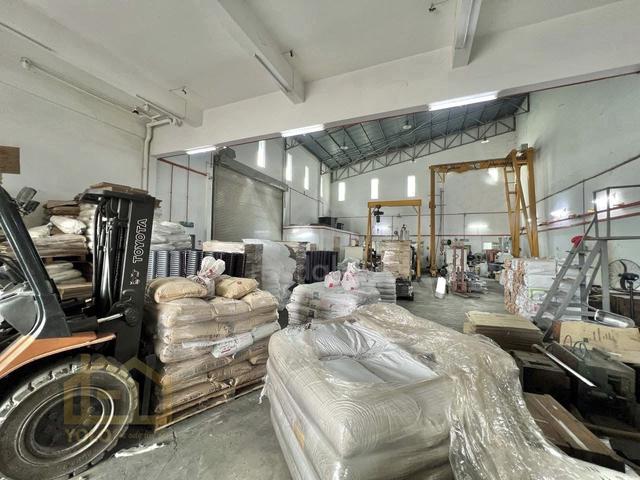 North Port l 2.5 sty Semi-D Factory l Port Klang 7800 sf direct owner 2