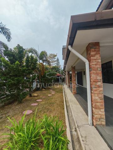 Taman Perling Taman Laguna Double Storey 6 Bed Partially Furnished 1