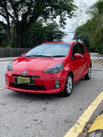 2012 Toyota PRIUS C 1.5 (HYBRID) (A) - 1