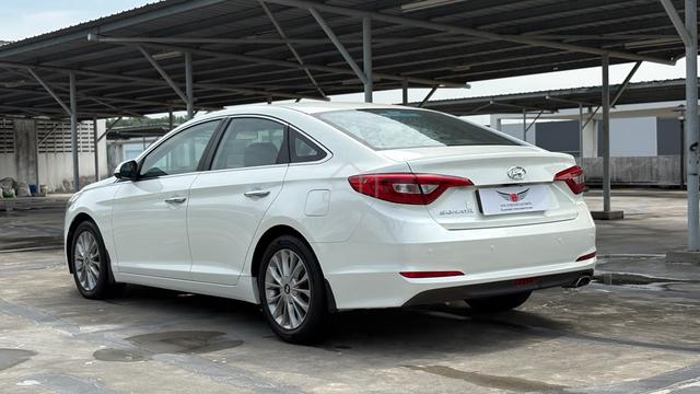 2015 Hyundai SONATA 2.0 ELEGANCE (A) LOAN KEDAI - 5