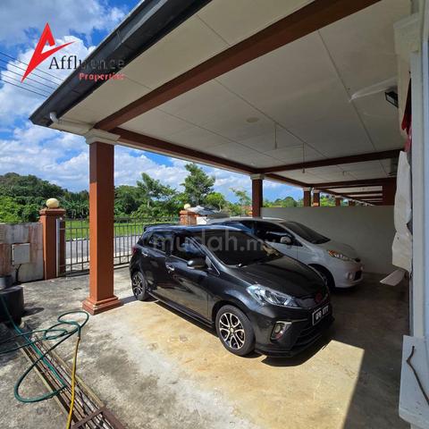 FOR Sale - Large Land size Single Storey Terrace Corner @Uni Garden 1