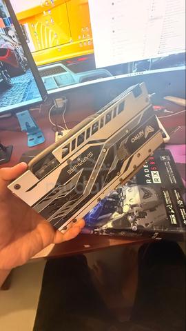 Sapphire Nitro+ Radeon RX 580 - photo 2 of 4
