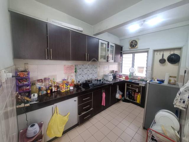 Apartment Komuter Raya 1