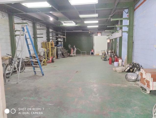 Bandar Sunway PJS 7 Warehouse/ Factory/Shop 2 1/2 Storey Shop For Sale 1