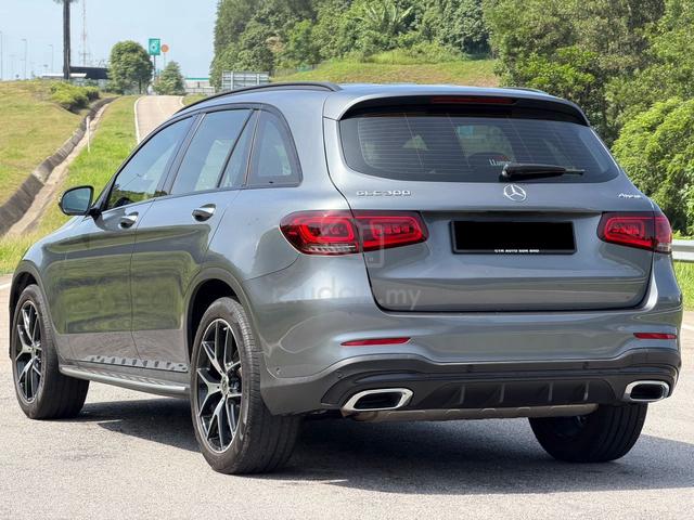 MERCEDES BENZ GLC300 2.0 AMG (a) UNDER WARRANTY - 2