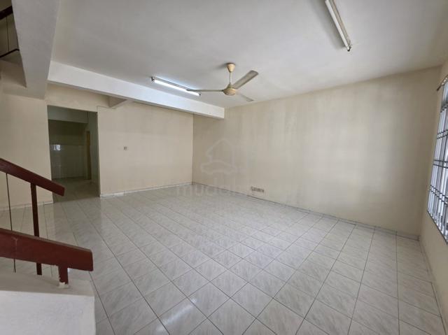 Mahkota Cheras Sek 2 , Near MRT Station ,Sg Long Near UTAR ,Kajang 1