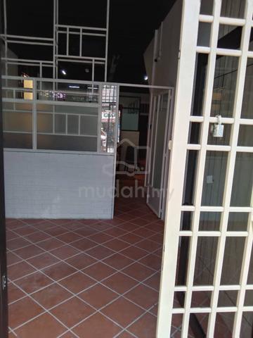 George town shop lot for Rent , Penang 4