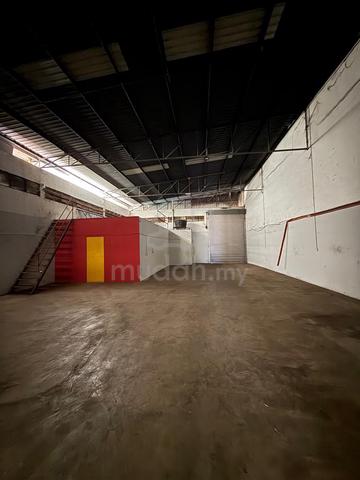 1.5 Storey Semi D Factory Bu 8200sqft Pandamaran Port Klang for Rent 1