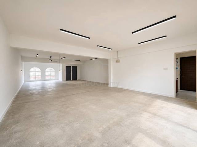 Office Lot For Rent @ Lintas Plaza | 1,300 Sqft | Strategic Location 1