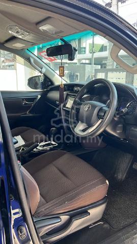 2017 Toyota FORTUNER 2.4 VRZ 2GD-FTV (A) - 4